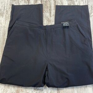 Venezia Jeans Clothing Co. NWT Black Nylon/cotton Pants Size 16